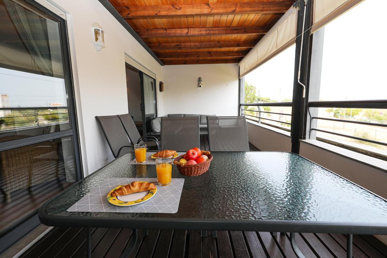B39 - Marina Hill Apartment Lagos Luaran gambar