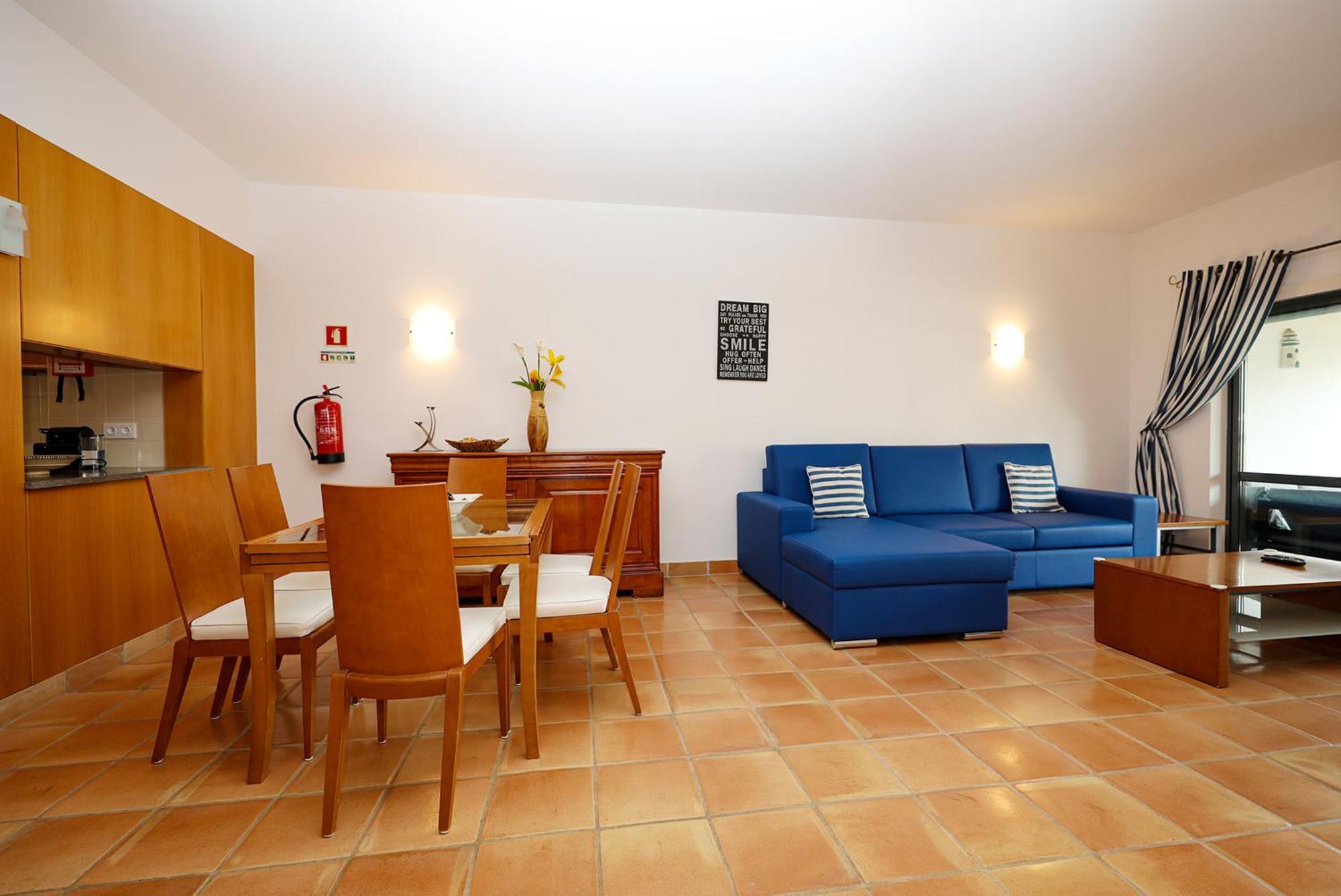 B39 - Marina Hill Apartment Lagos Luaran gambar