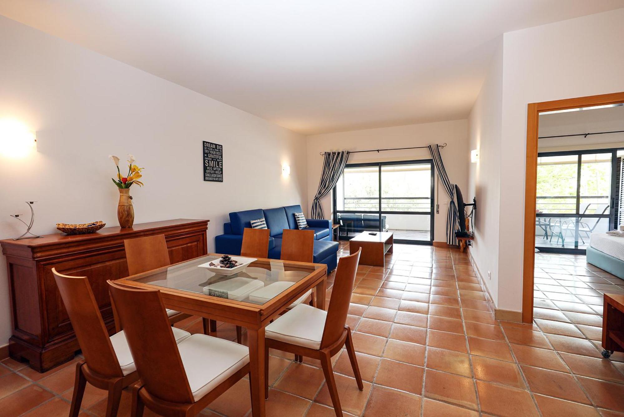 B39 - Marina Hill Apartment Lagos Luaran gambar